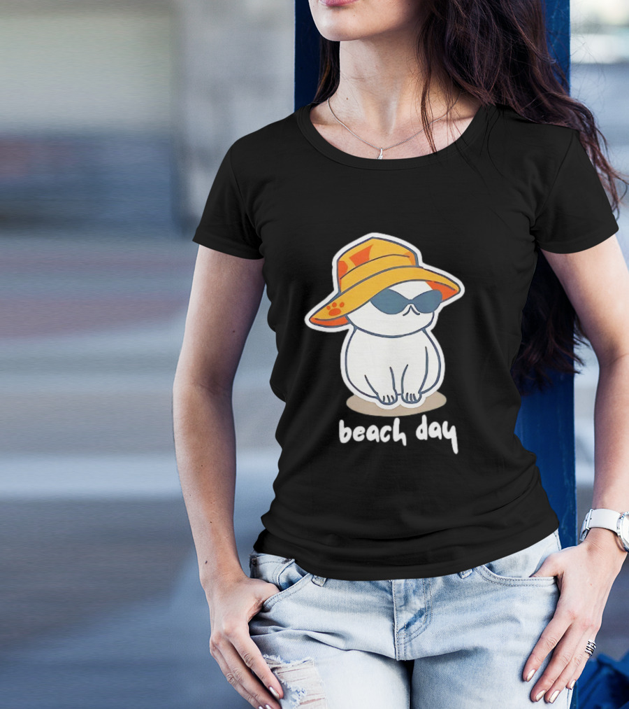 Cat Relaxing In Sunglasses And Hat For A Beach Day T-Shirt