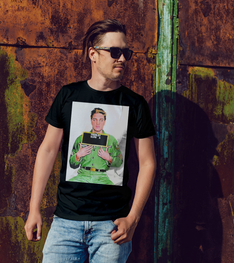 Elvis Presley Army Photo 1960 T-Shirt