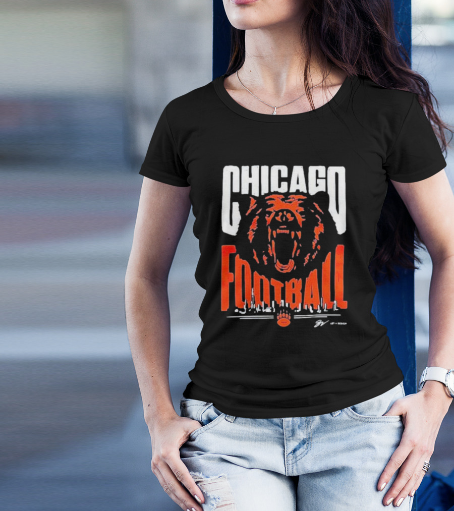 Chicago Football Bear Roar T-Shirt