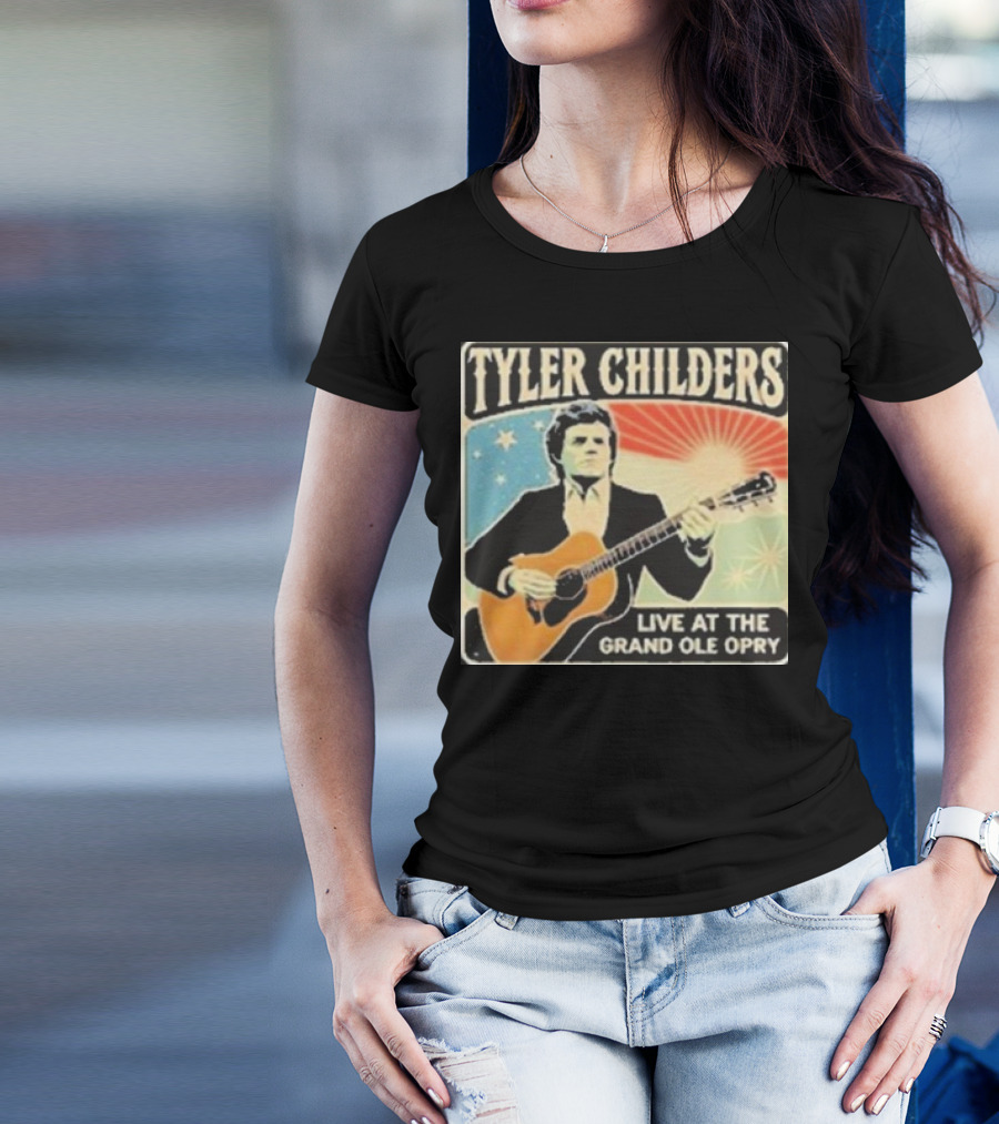 Tyler Childers Live Performance With Guitar At The Grand Ole Opry Iconic Event T-Shirt