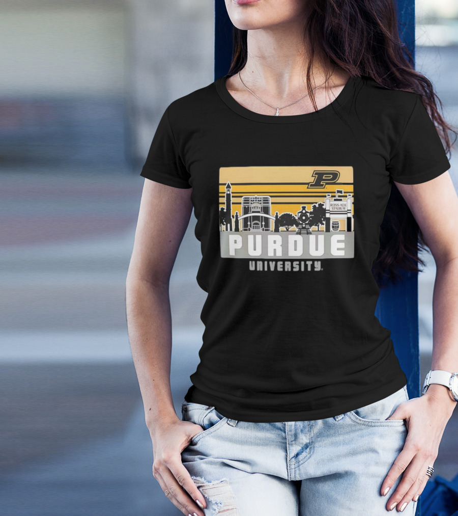 Purdue Boilermakers University Ross-Ade Stadium Campus Skyline Retro T-Shirt