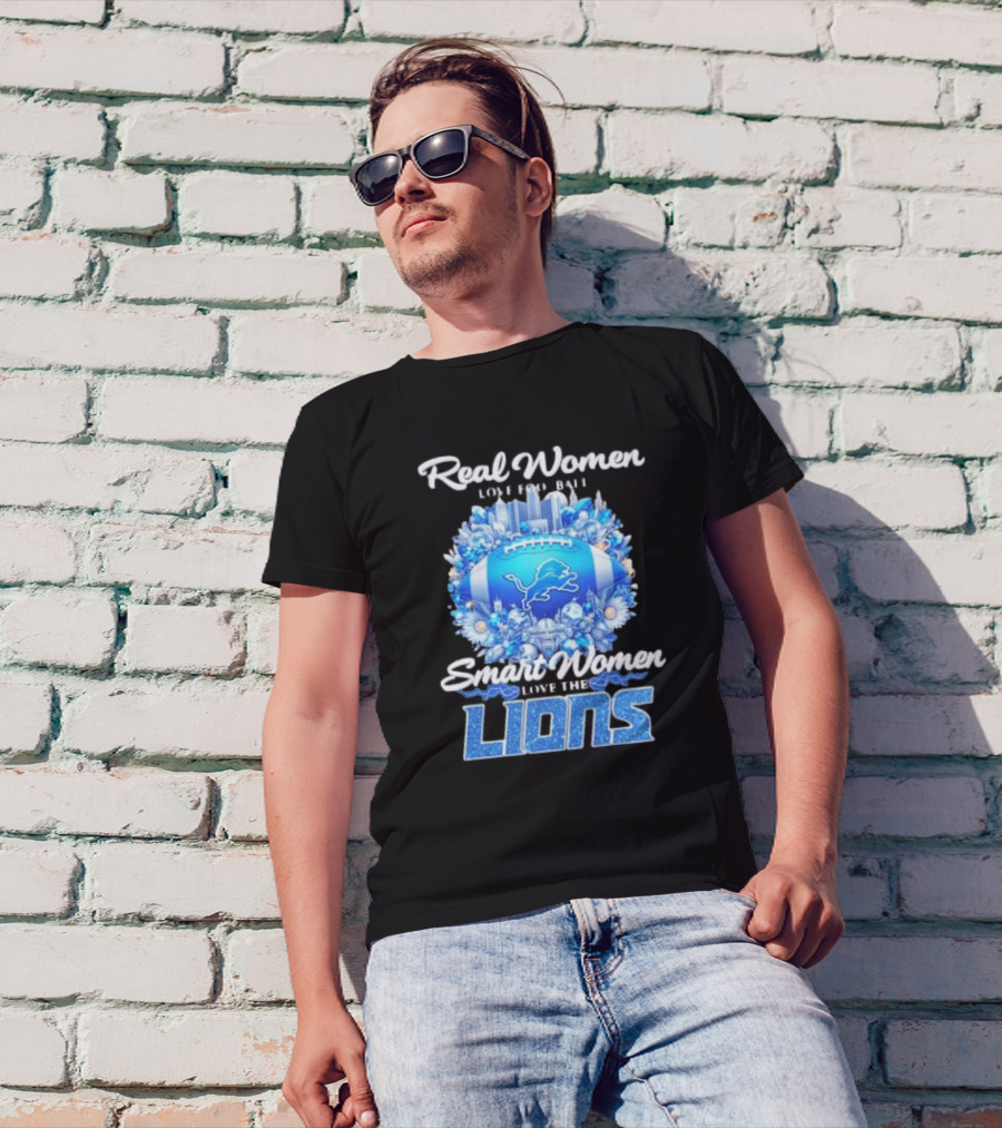 Real Women Love Football Smart Women Love The Detroit Lions Vintage Diamonds Magic T-Shirt