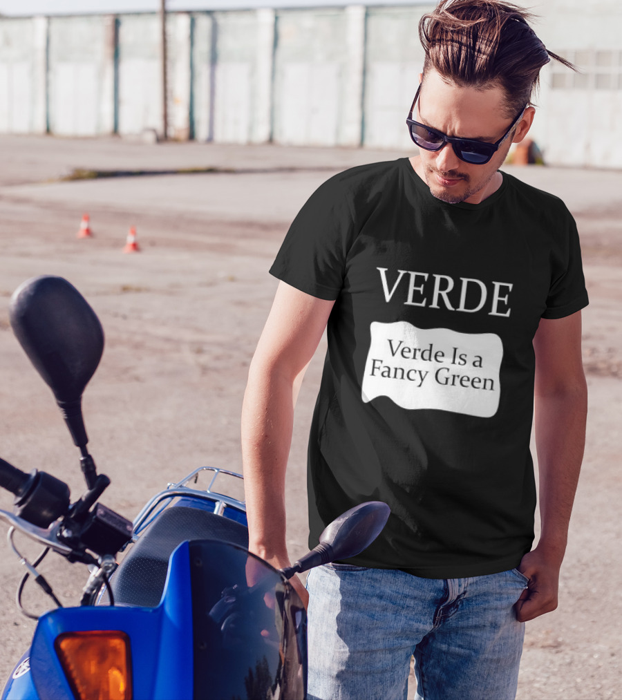 Verde Packet Sauce Verde Is A Fancy Green Halloween Taco Costume T-Shirt