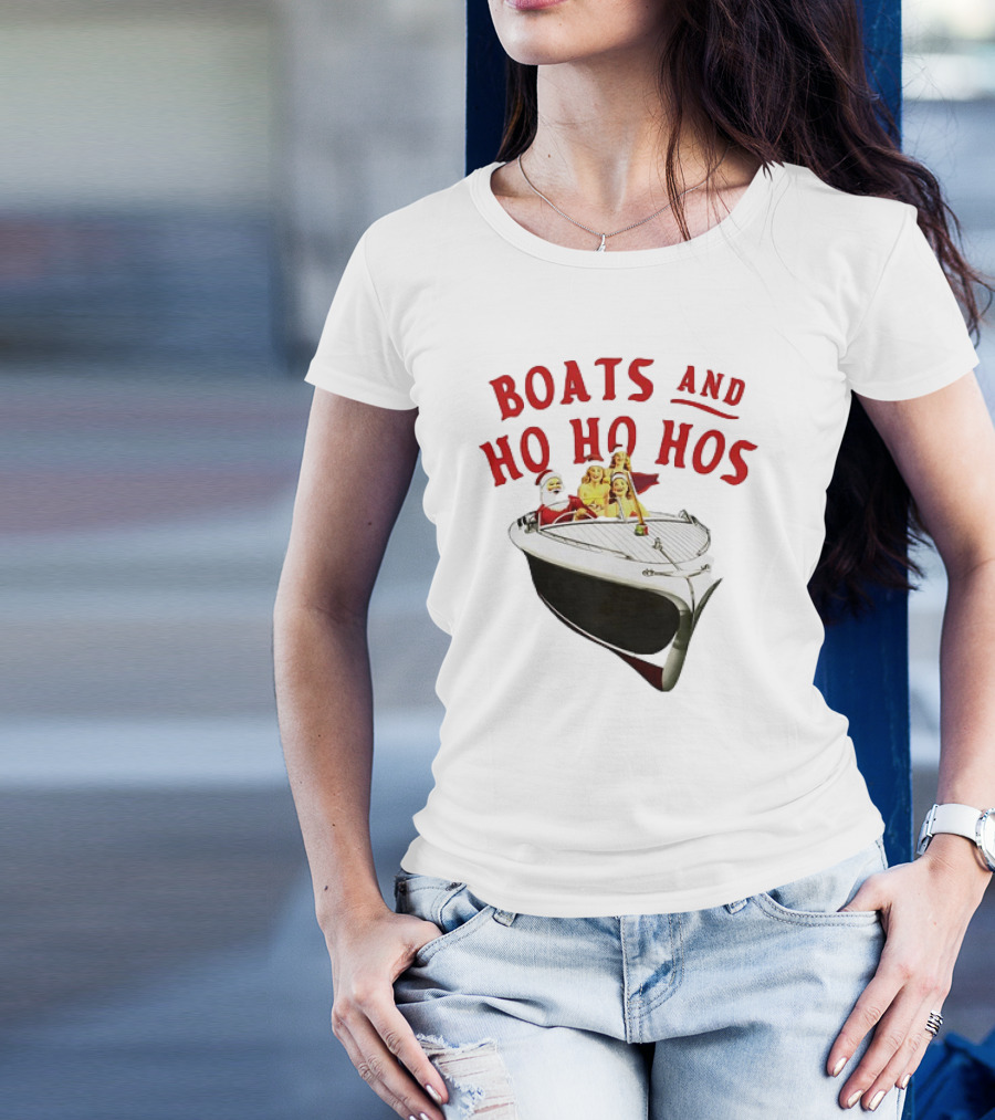 Santa Claus Boats And Ho Ho Hos Christmas Boat Party Holiday Fun T-Shirt