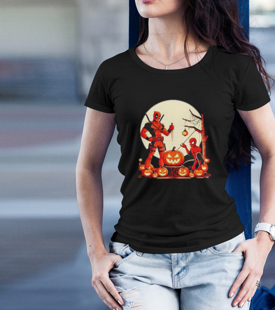 Deadpool And Spiderman Retro Halloween Pumpkins Moon Scene T-Shirt