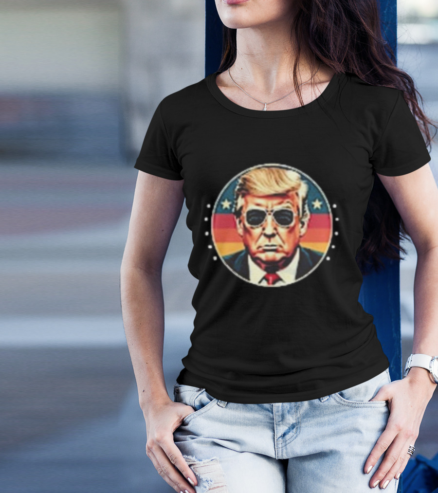 Donald Trump Elected President 2024 Retro Style With Sunglasses And Patriotic Stars And Stripes Background T-Shirt
