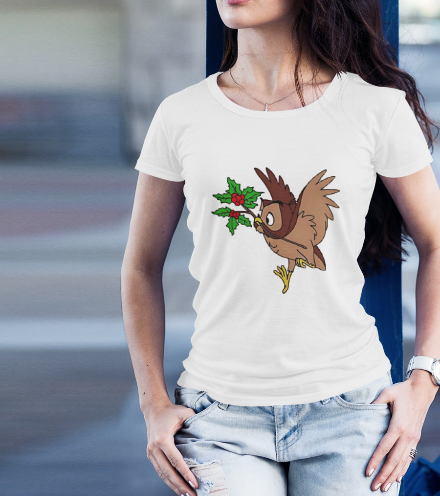 Owl With Holly Branch Festive Christmas Classic T-Shirt