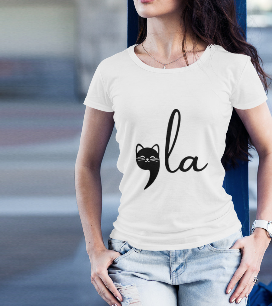 Comma La Cat Lady Kamala Harris Cat Face Whiskers T-Shirt