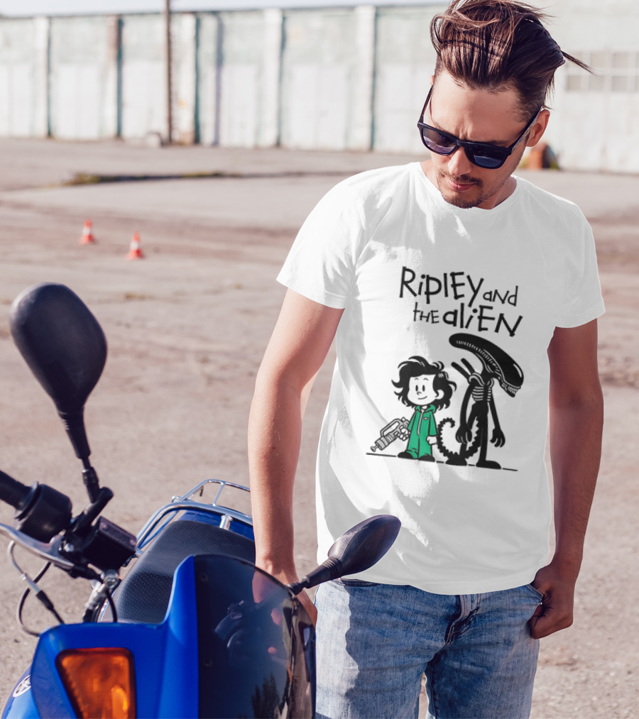 Ripley And The Alien Xenomorph Meets Calvin And Hobbes Mashup T-Shirt