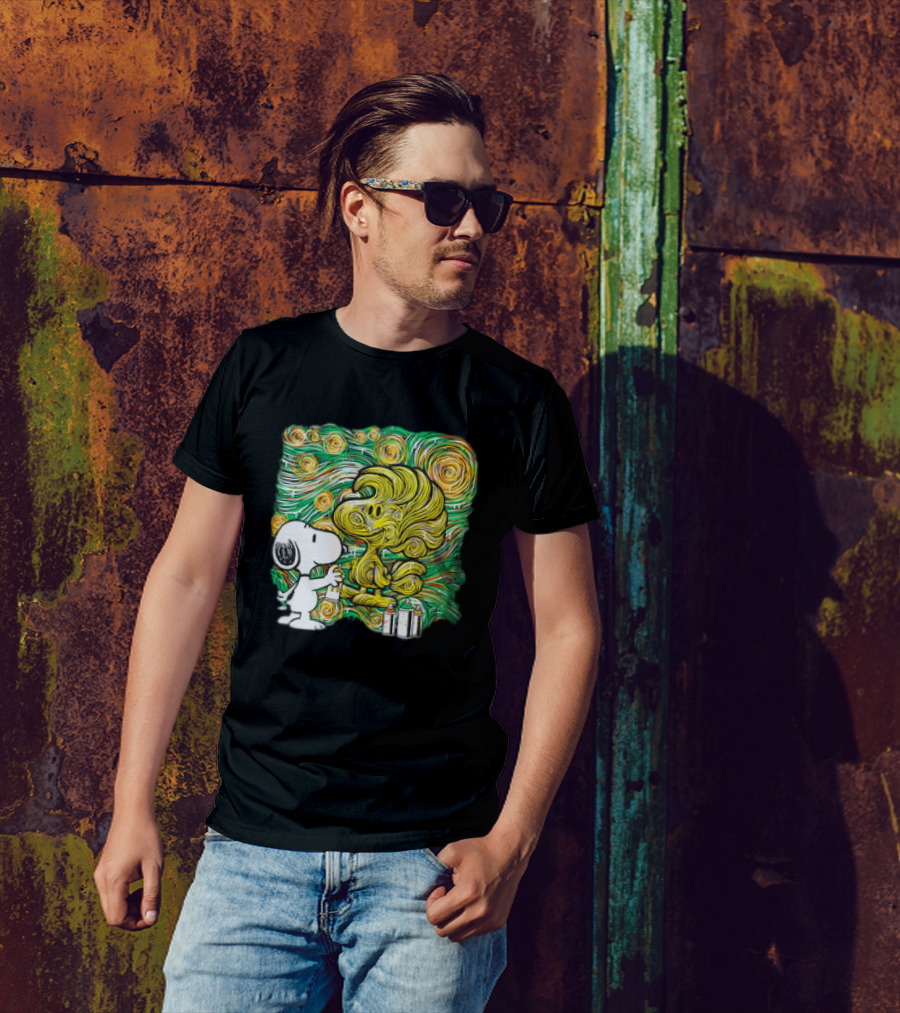 Peanuts Snoopy Spray Painting Woodstock In Starry Night Graffiti T-Shirt