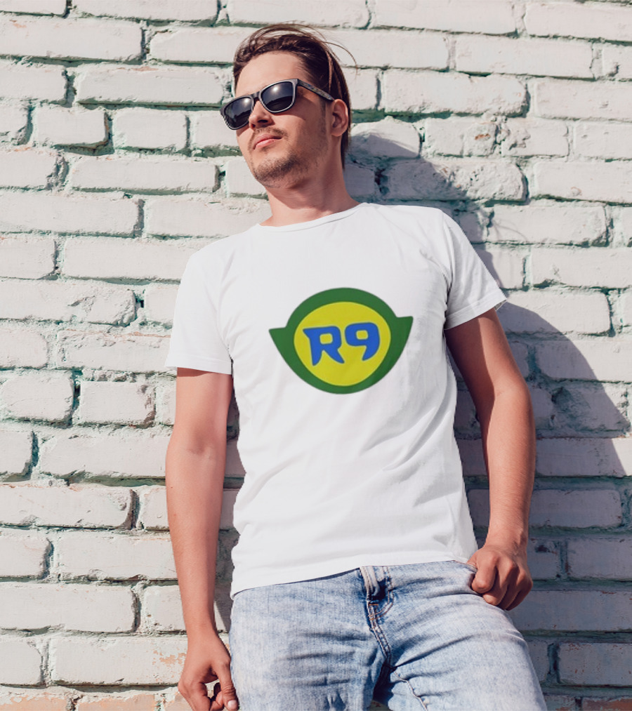 R9 Brazil Iconic Style Wimbledon Retro T-Shirt