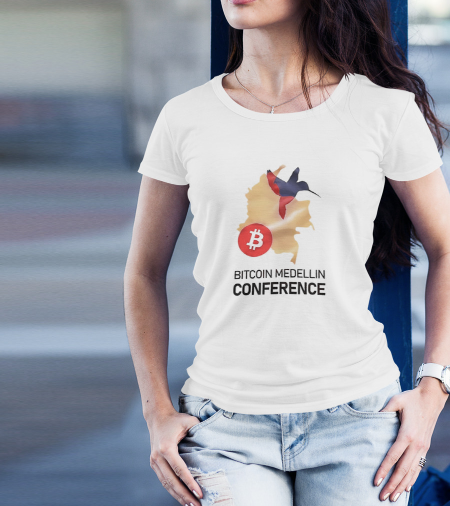 Bitcoin Medellin Conference Colombia Map Hummingbird T-Shirt