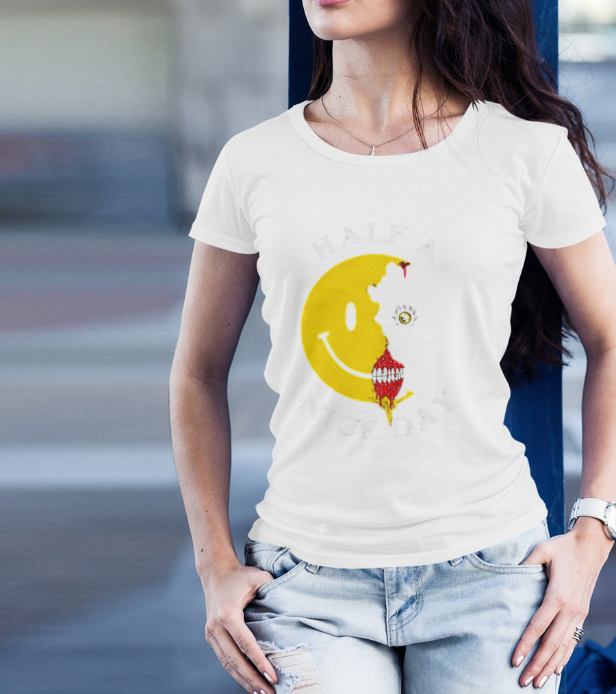 HALF A NICE DAY HORROR SMILEY FACE GRIN AND YELLOW CREEPY HALLOWEEN T-Shirt