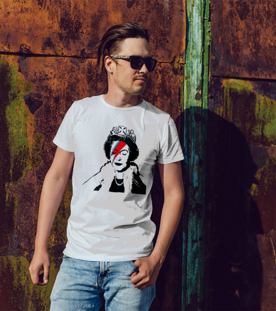 Queen Elizabeth Bowie Lightning Face Paint T-Shirt