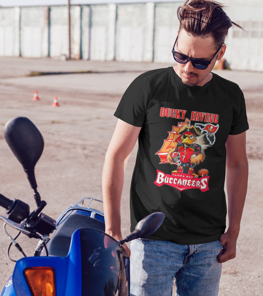 Ducky Irving Tampa Bay Buccaneers 7 Pirate Ship Football Character T-Shirt