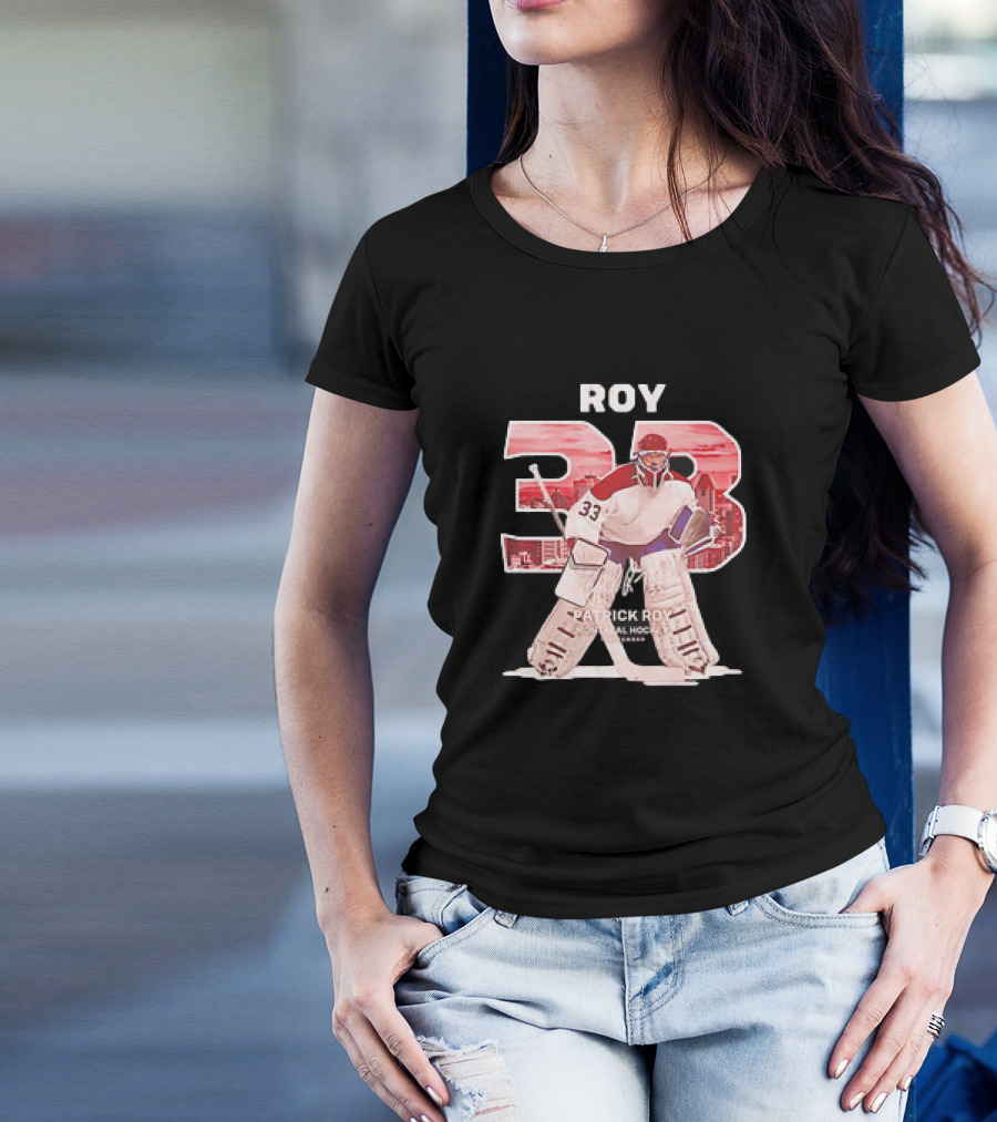 Patrick Roy 33 Montreal Hockey NHL Throwback Vintage Signature T-Shirt