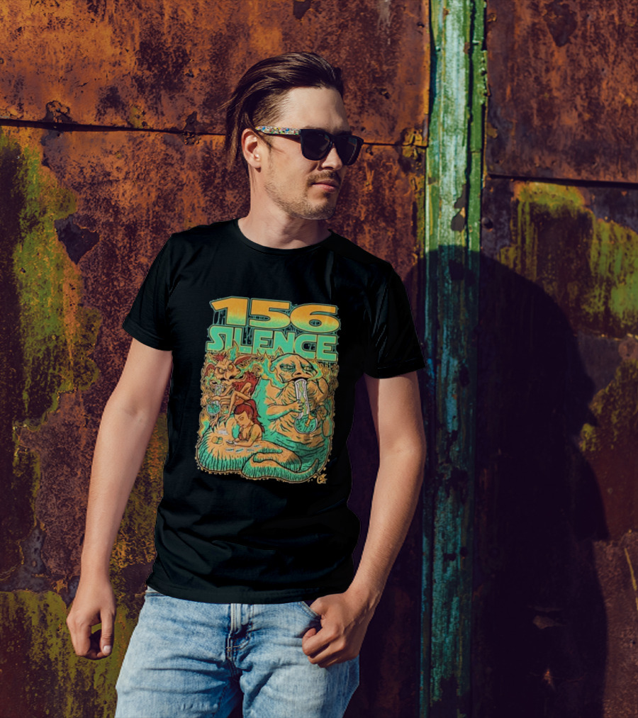 156 Silence Creature Smoking And Relaxing Psychedelic Art T-Shirt