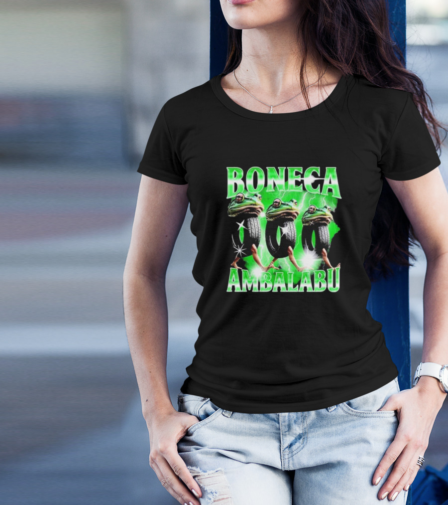 Boneca Ambalabu Frog Head With Tires And Green Lightning T-Shirt