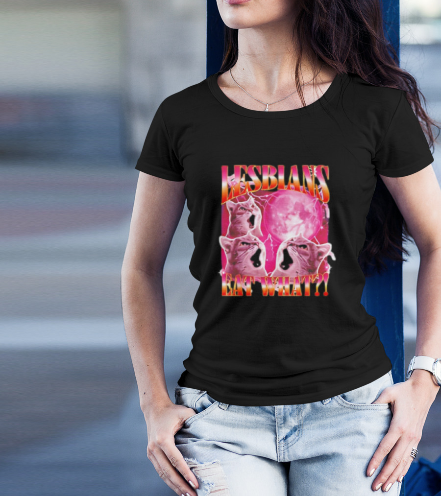 Cat Lesbians Eat What Graphic T-Shirt