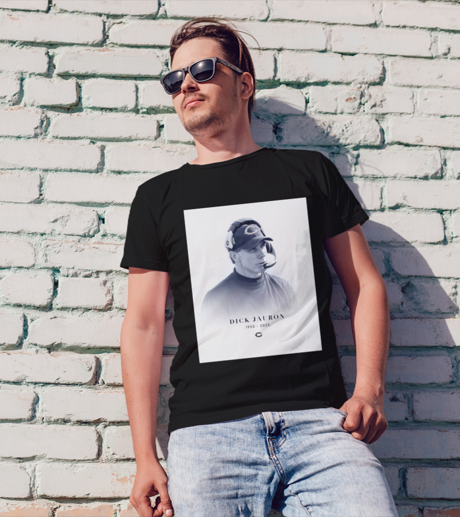 Chicago Bears RIP Former Bears Head Coach Dick Jauron 1950 – 2025 T-Shirt