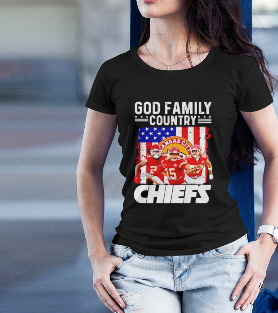 God Family Country Kansas City Chiefs Signatures T-Shirt
