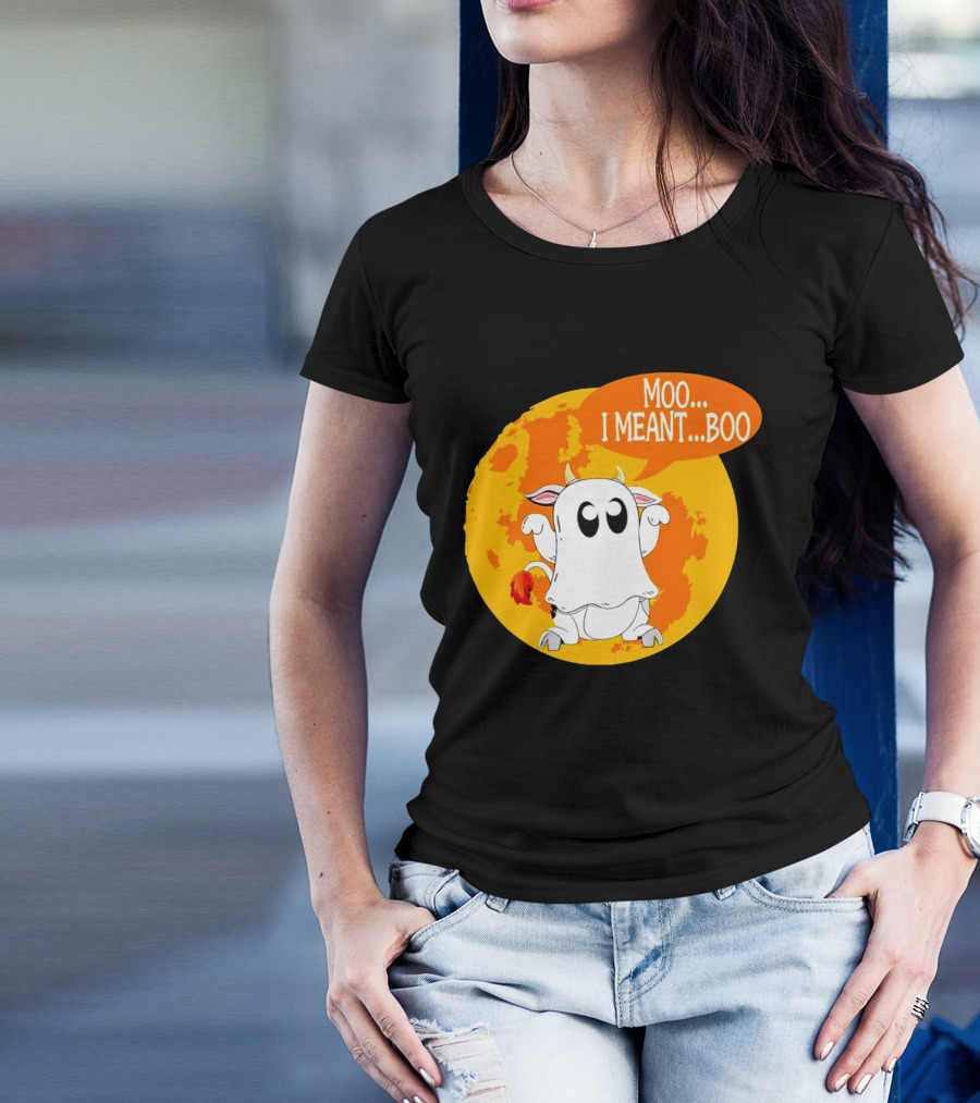 Moo I Meant Boo Ghost Cow Halloween Costume T-Shirt