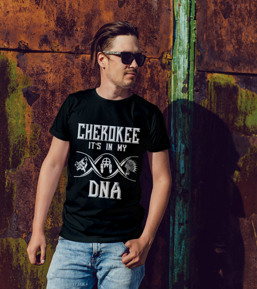 Cherokee It's In My DNA Wolf Dreamcatcher Headdress T-Shirt