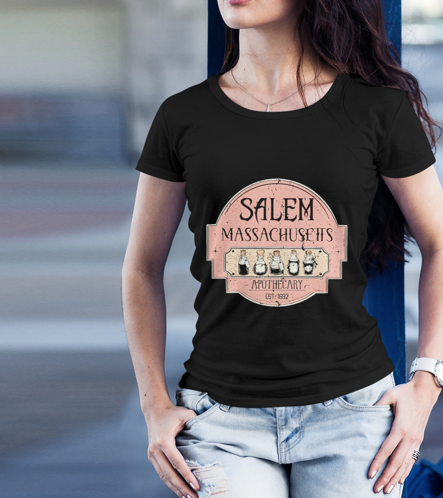 Salem Massachusetts Apothecary Est. 1692 Halloween T-Shirt