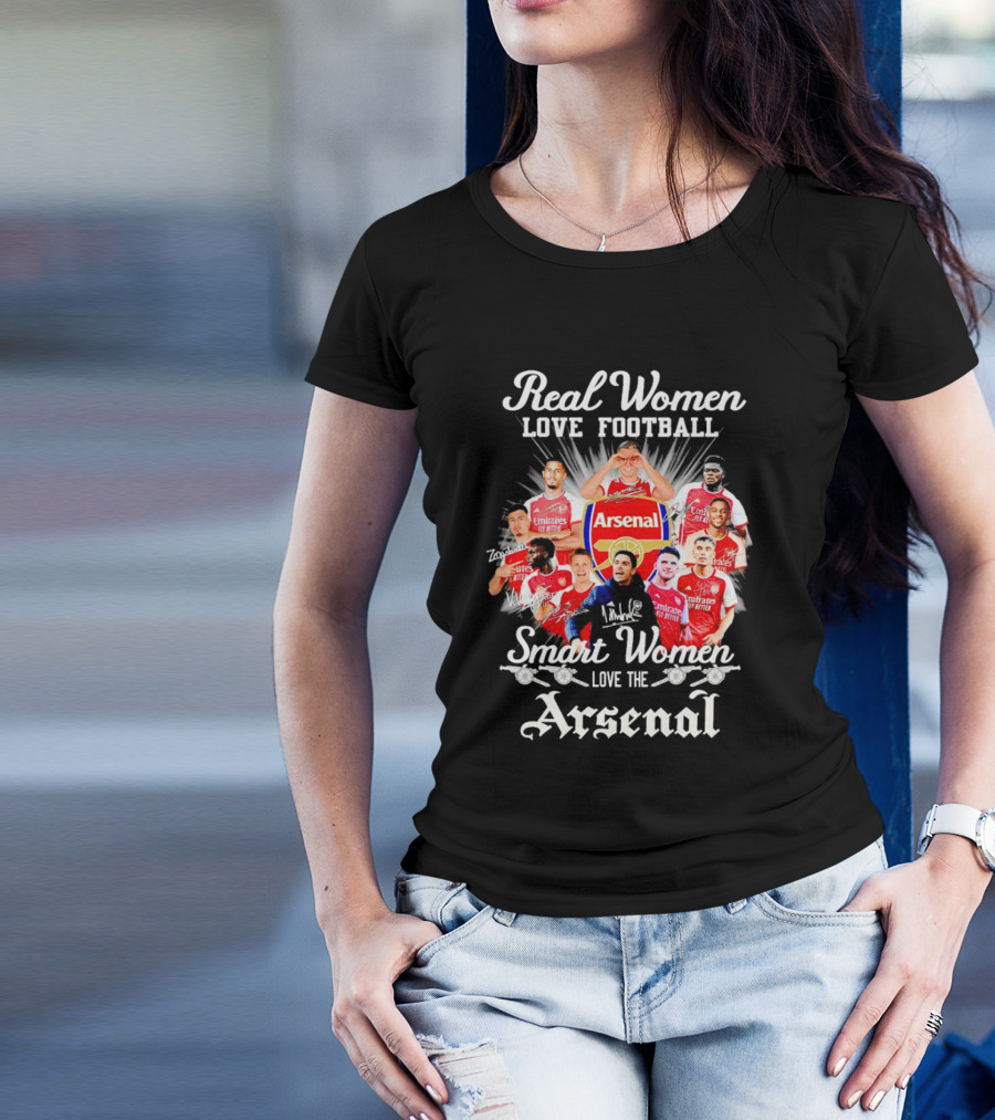 Real Women Love Football Smart Women Love The Arsenal FC Signatures Players Jersey Fan T-Shirt