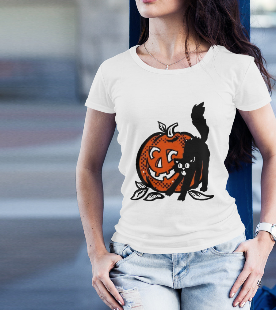 Vintage Halloween Pumpkin And Black Cat T-Shirt