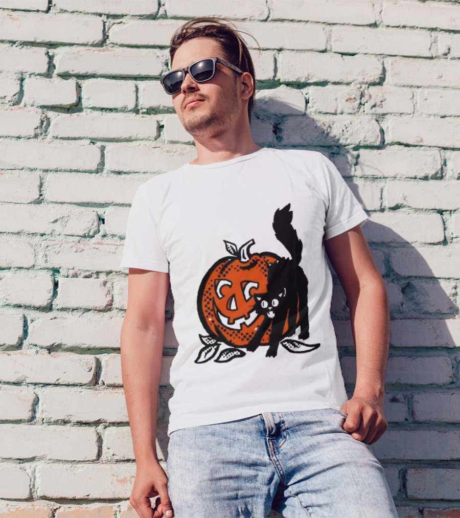 Vintage Halloween Pumpkin And Black Cat T-Shirt
