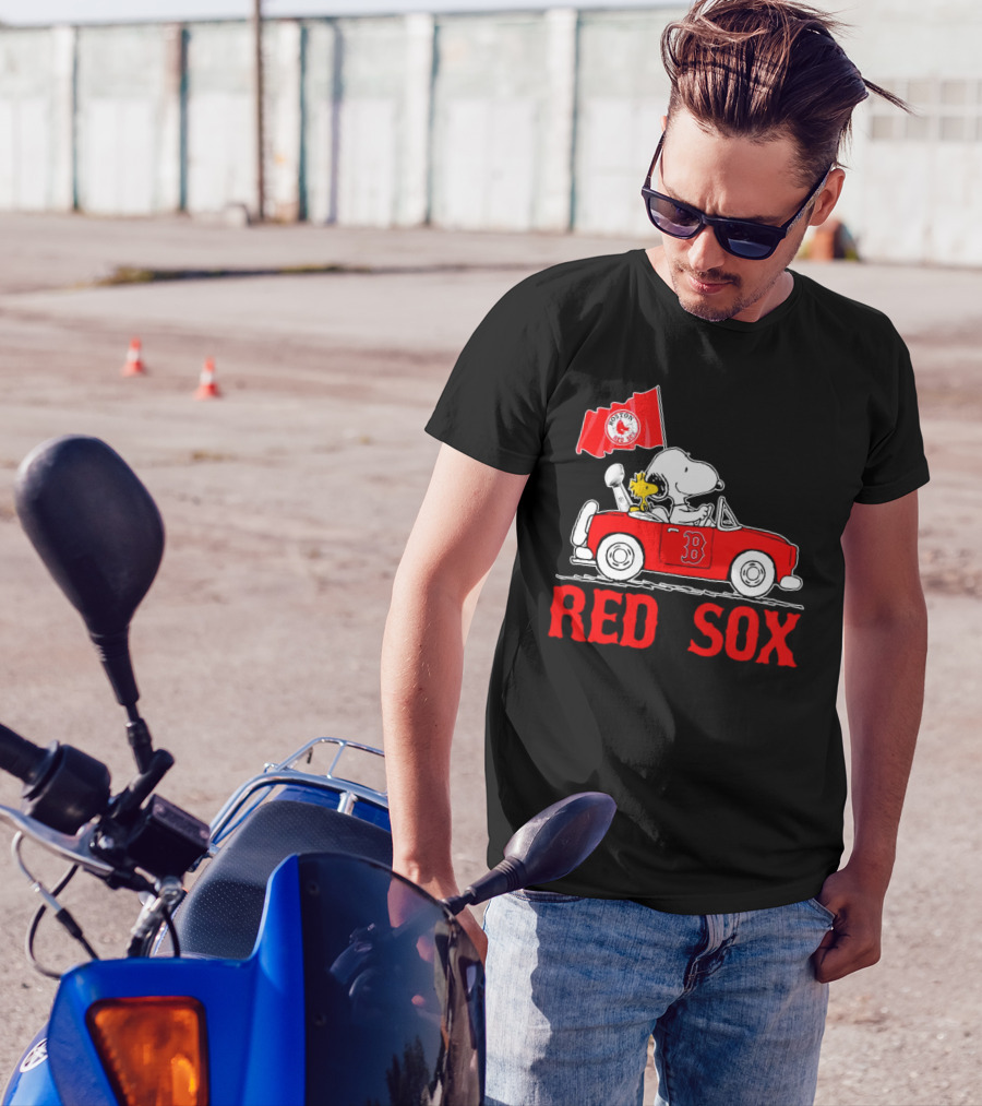Red Sox Snoopy Woodstock Boston Red Sox Peanuts Car T-Shirt