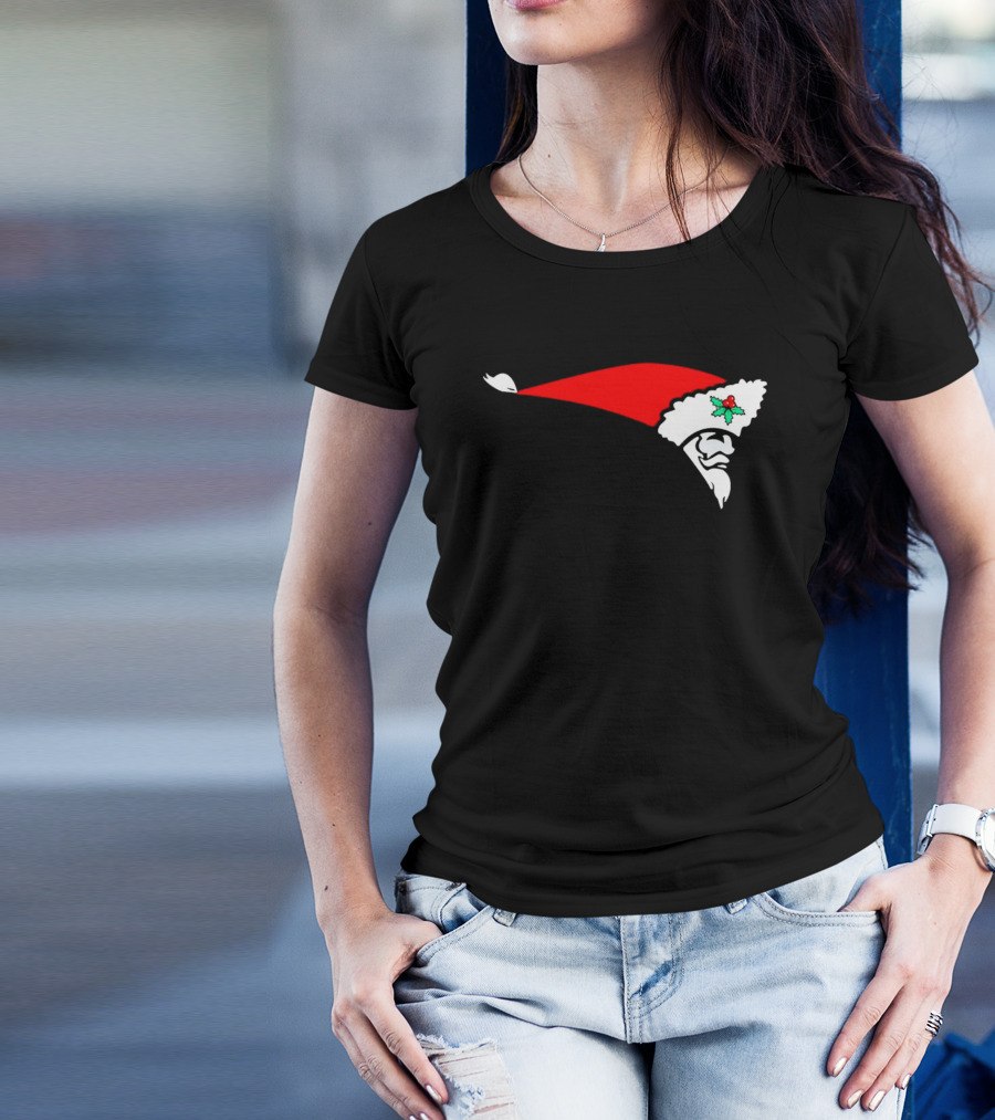 New England Patriots Santa Hat Christmas Day T-Shirt