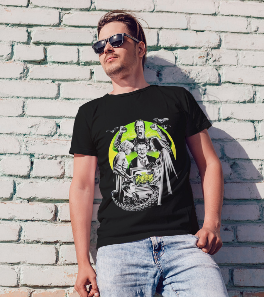 The Munsters Classic Vintage Horror Family T-Shirt