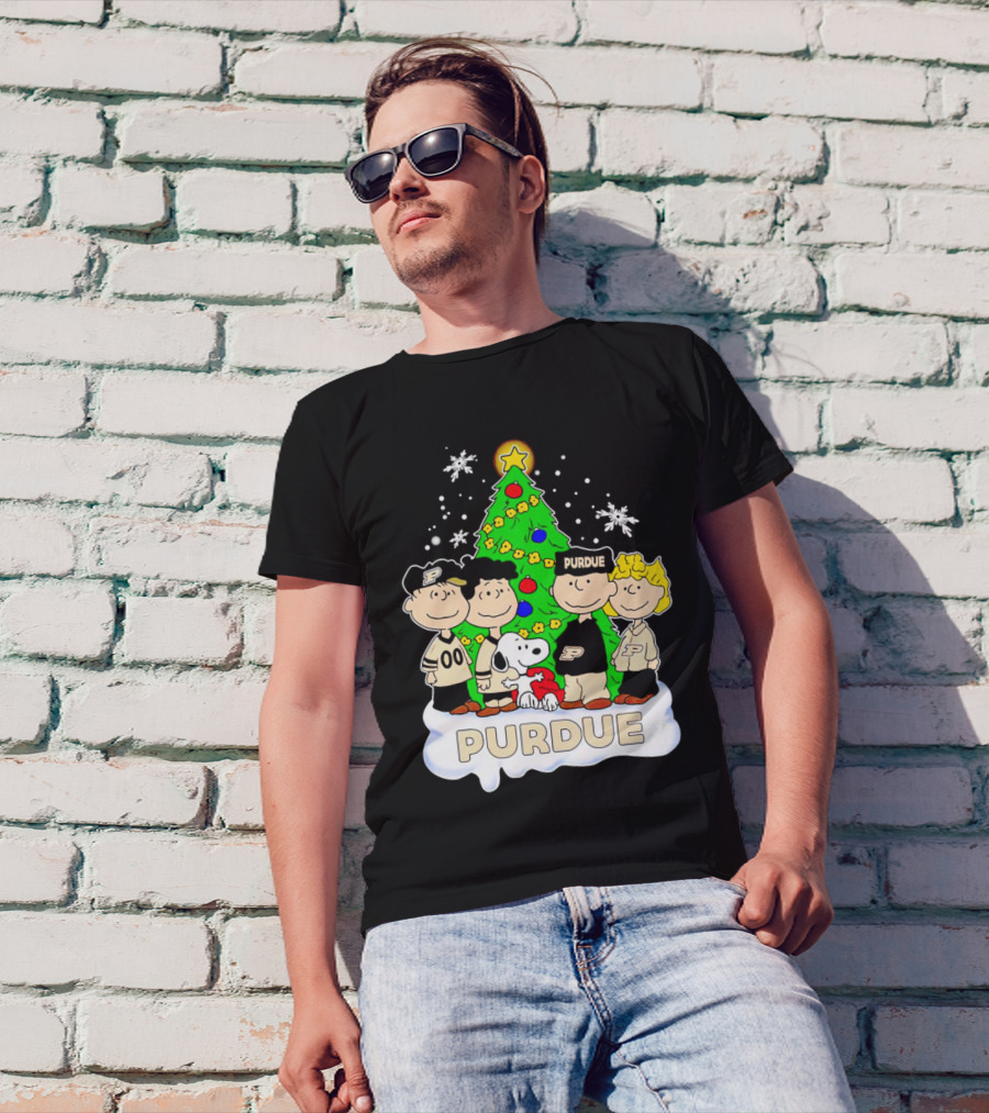 Peanuts Christmas With Purdue Boilermakers Charlie Brown And Snoopy T-Shirt