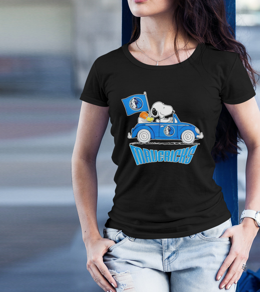 Mavericks Basketball Snoopy Driving Car With Logo Flag T-Shirt