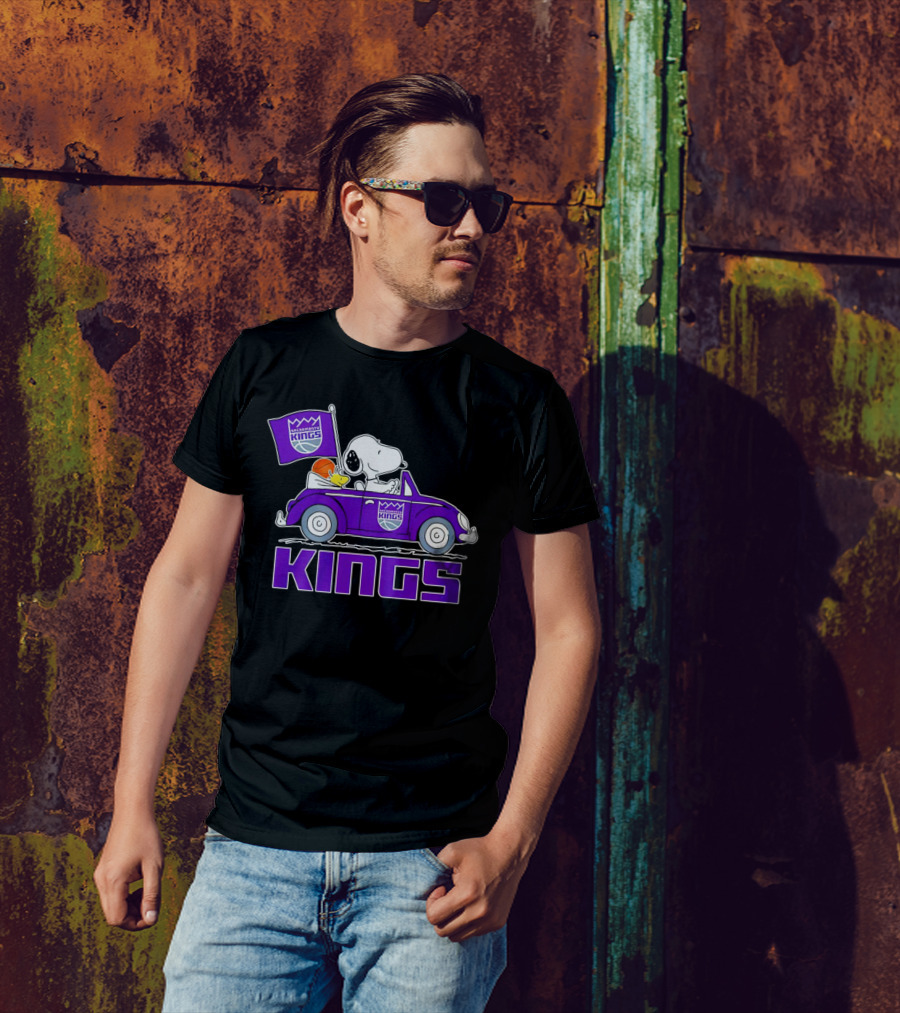 Sacramento Kings Snoopy Dog Driving Car With Flag And Basketball T-Shirt