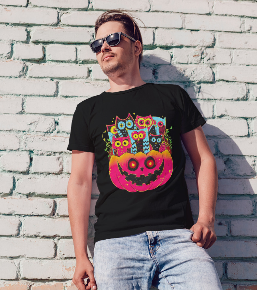 Neon Owls In Jack-o'-Lantern Halloween Party T-Shirt