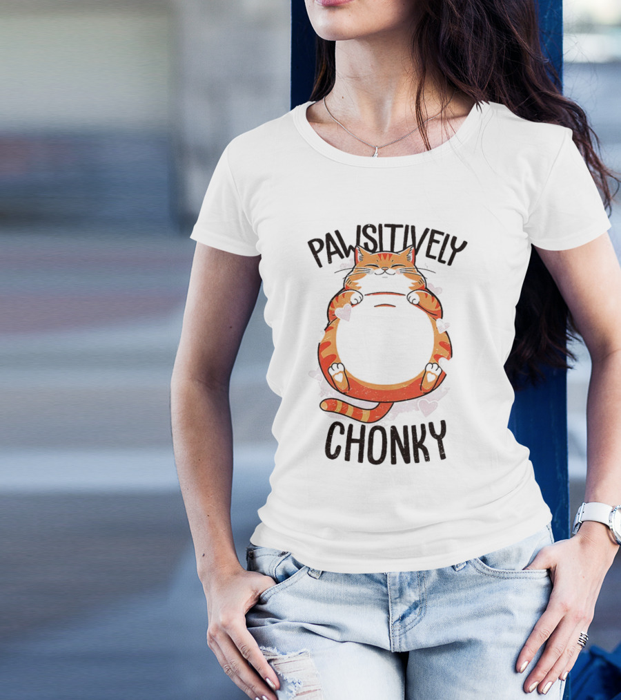 Pawsitively Chonky Cat With Hearts And Smiling Orange Tabby T-Shirt