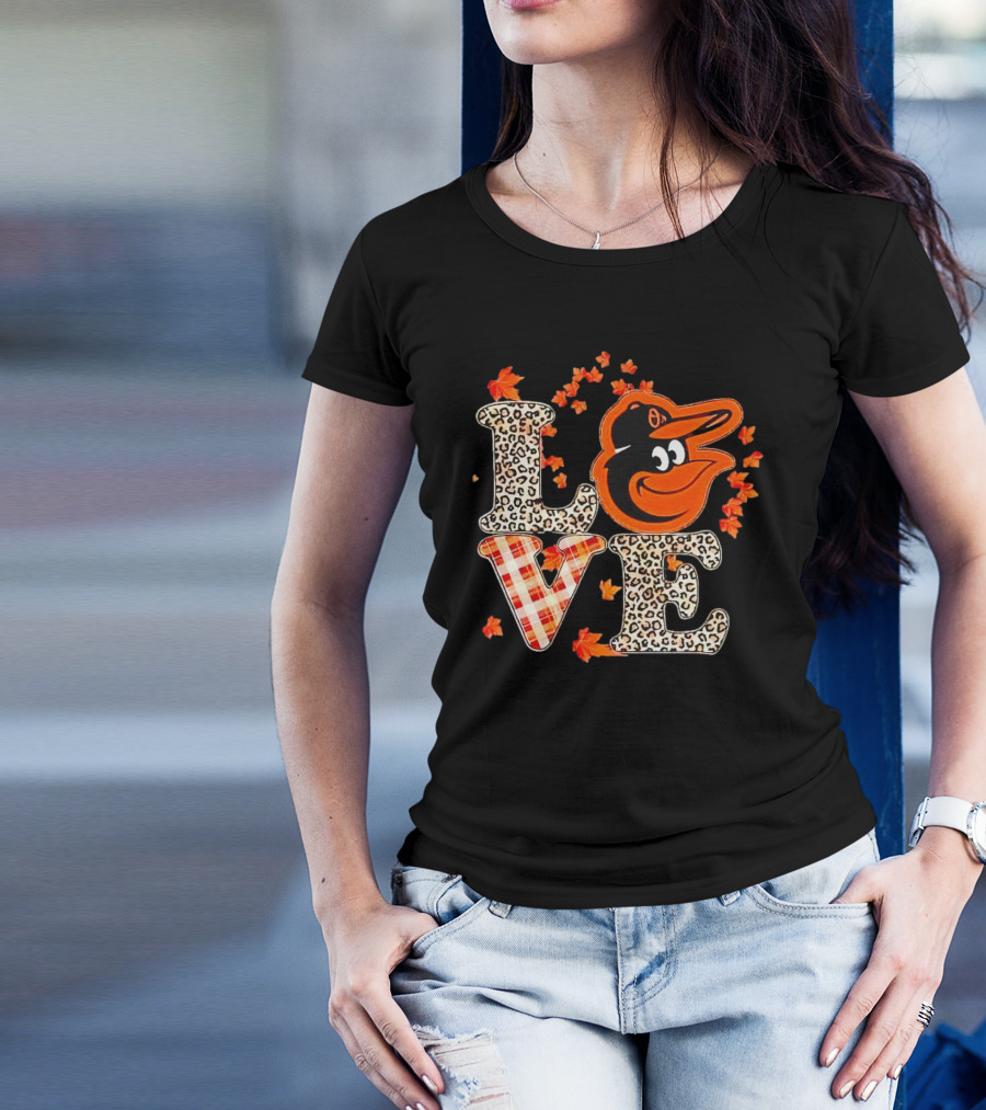 Love Baltimore Orioles Fall Style With Leaves And Classic T-Shirt
