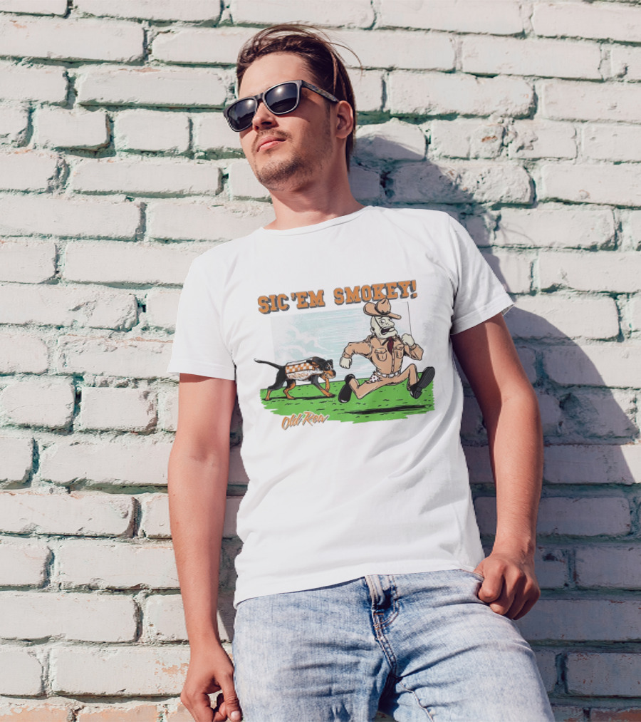 Sic Em Smokey Tennessee Volunteers Old Row Football T-Shirt