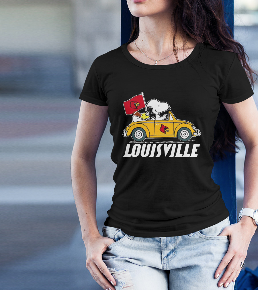 Snoopy And Woodstock Driving Louisville Cardinals Car T-Shirt