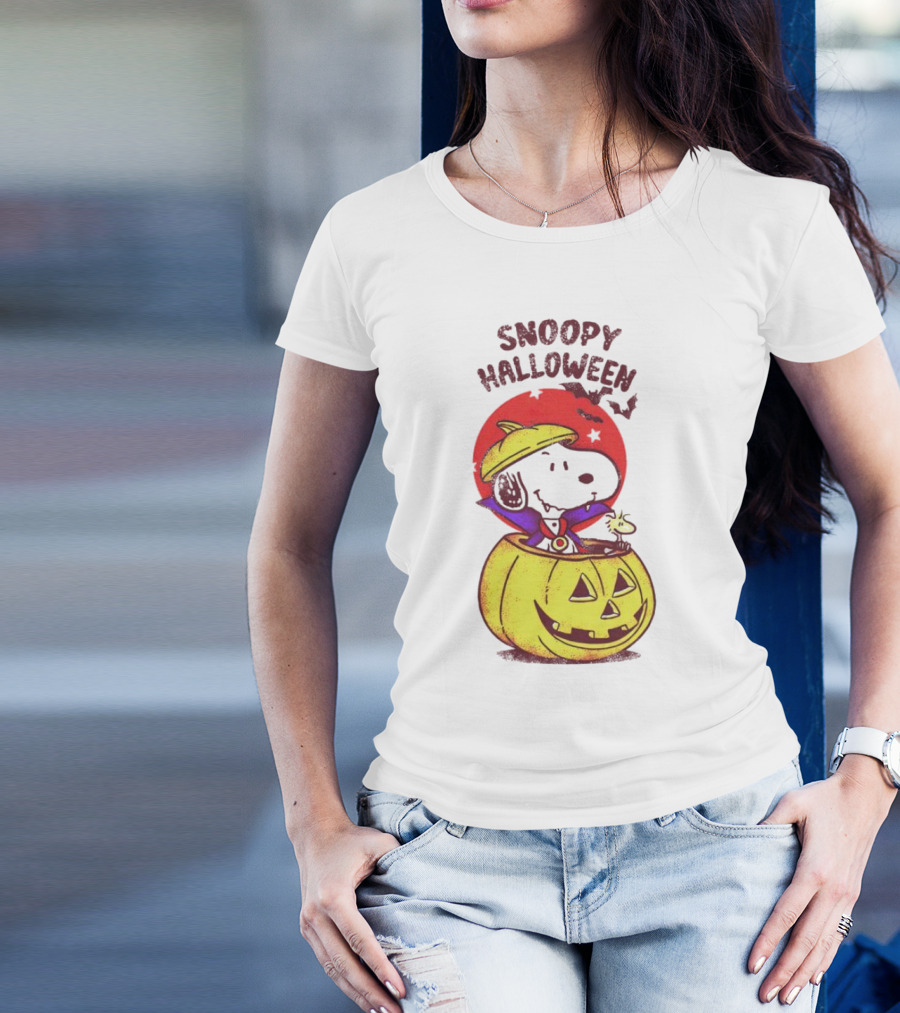 Snoopy Halloween Woodstock Peanuts Pumpkin T-Shirt