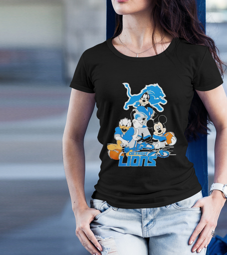 Detroit Lions Mickey Friends Game Day Football Disney T-Shirt