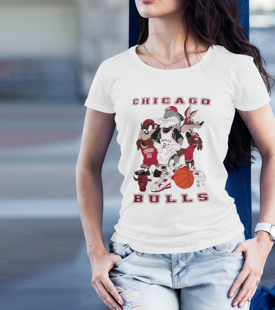 Chicago Bulls Basketball Looney Tunes Characters T-Shirt