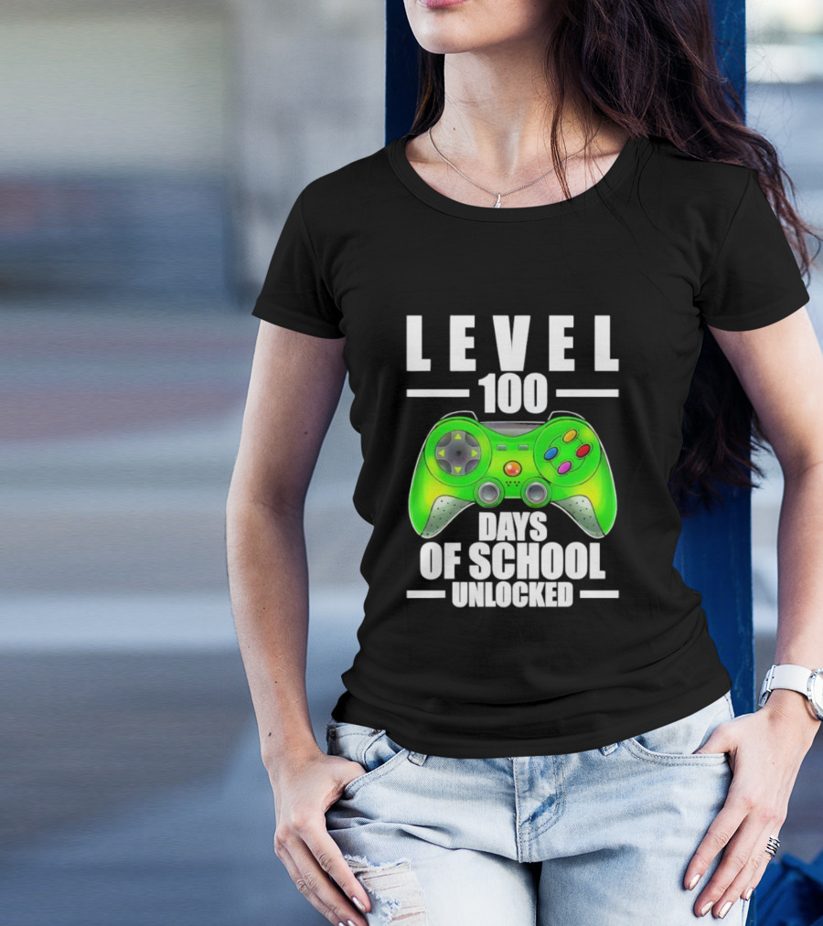 LEVEL 100 DAYS OF SCHOOL UNLOCKED GAMING CONTROLLER T-Shirt