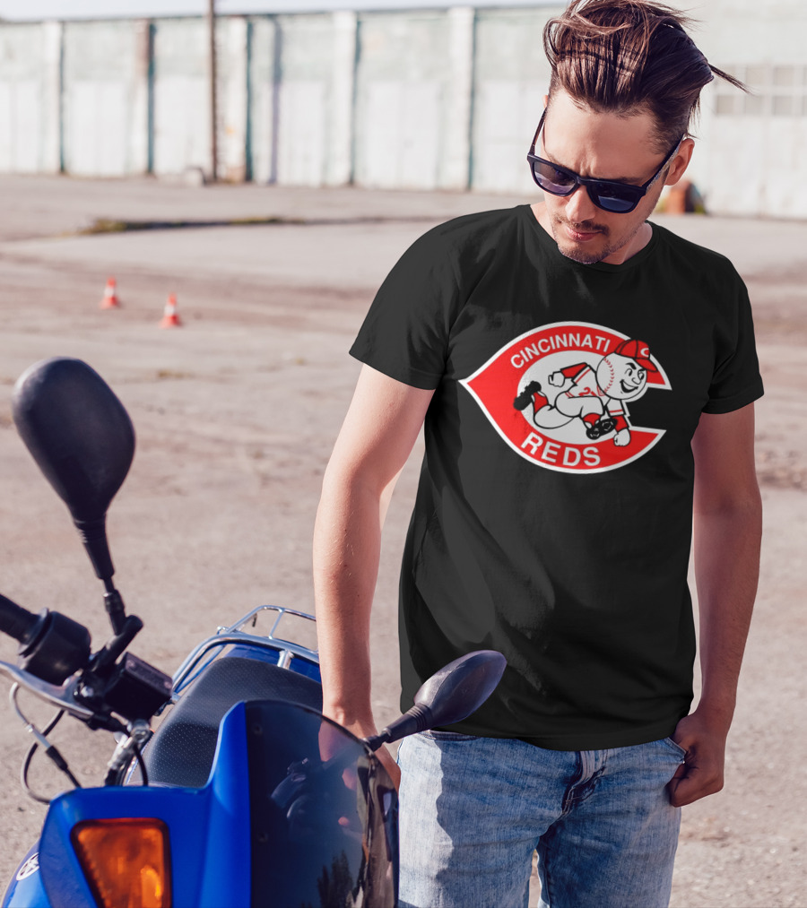 Cincinnati Reds Mascot MLB Baseball T-Shirt
