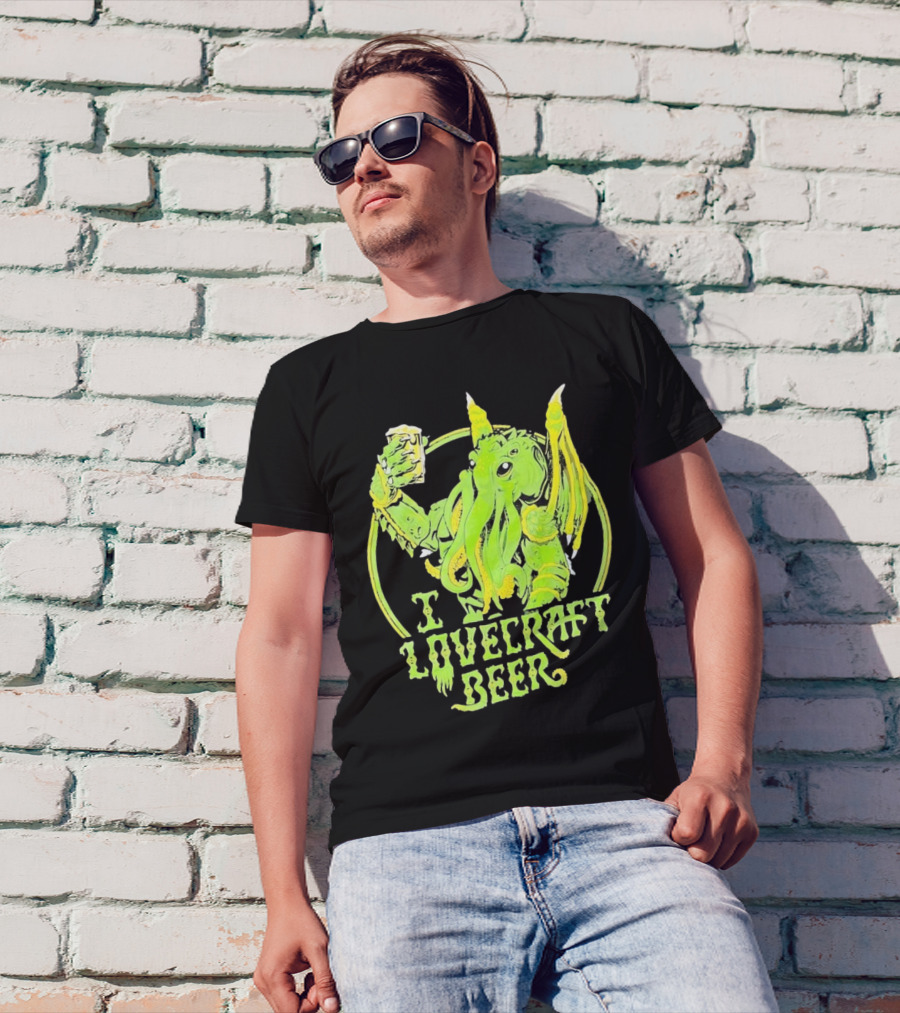Cthulhu I Love Craft Beer Green Creature Holding Mug T-Shirt