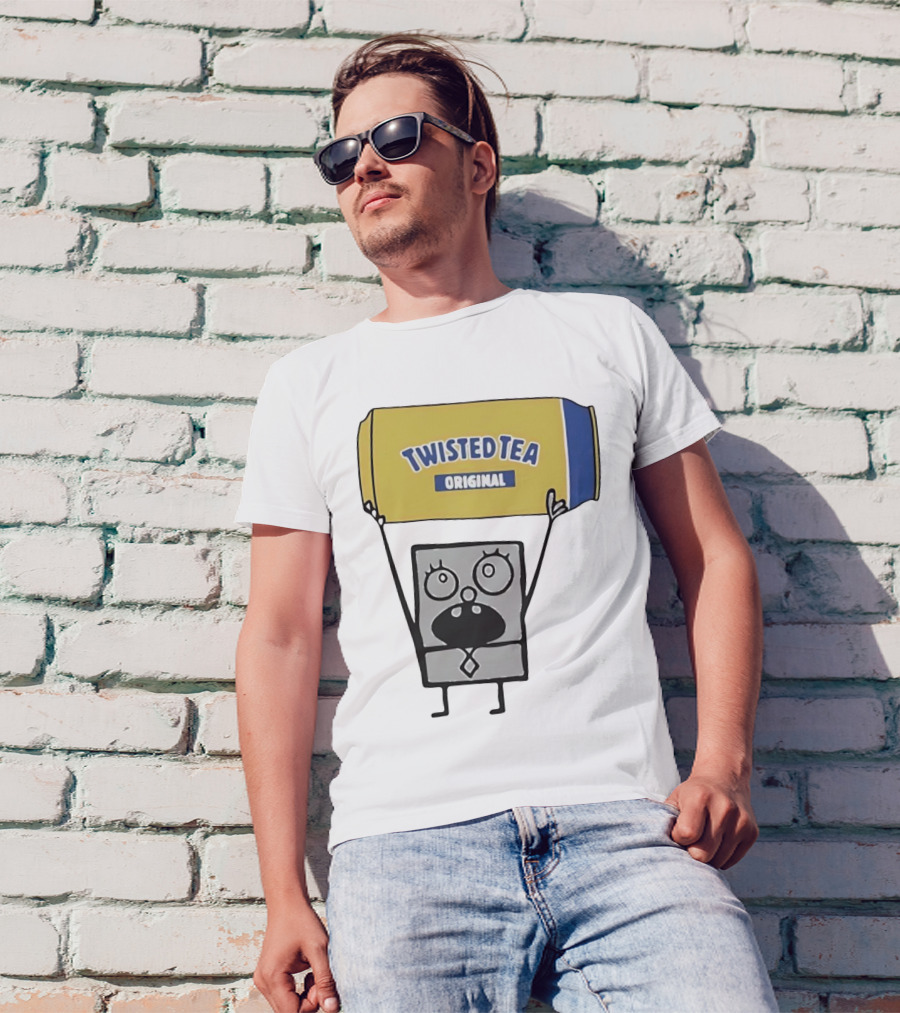 SpongeBob Doodlebob Holding Twisted Tea Original Can T-Shirt