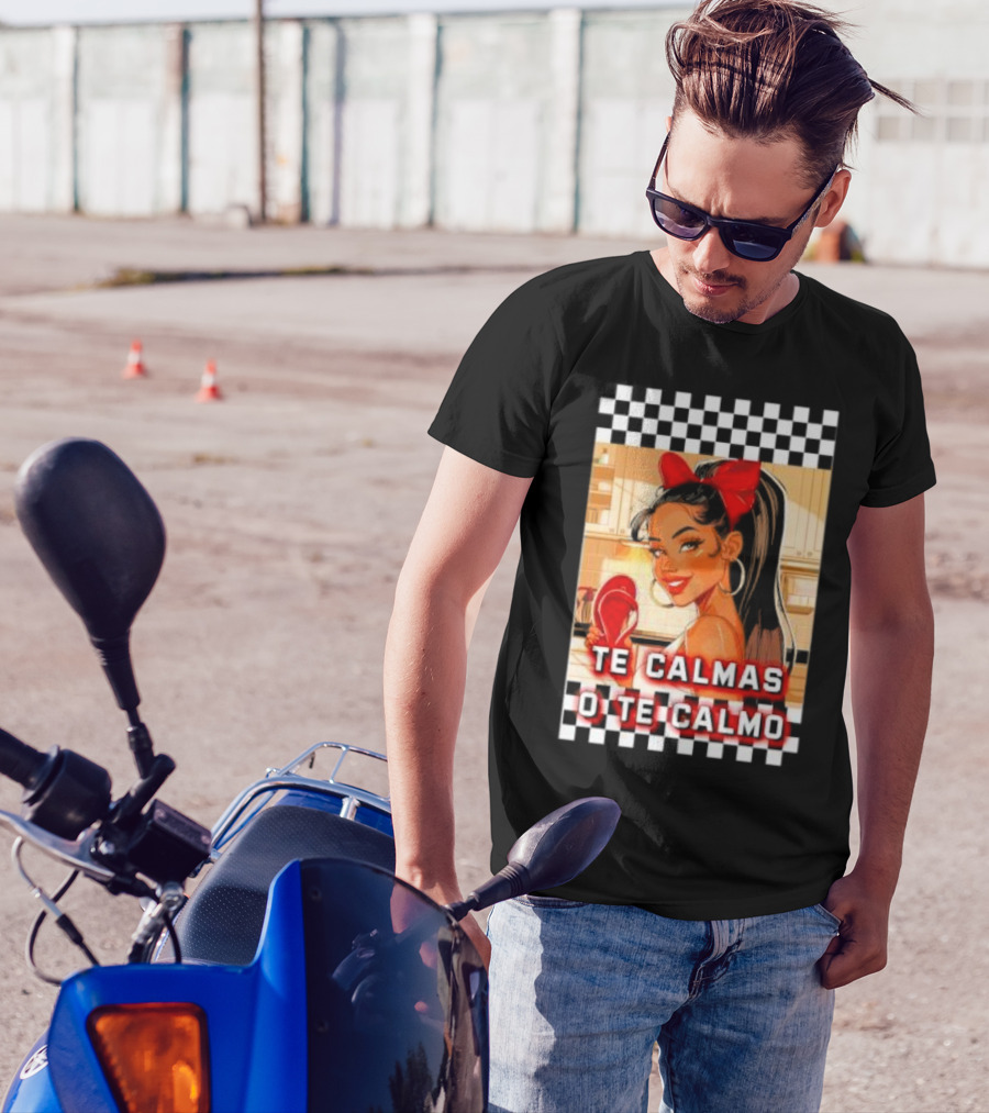 Te Calmas O Te Calmo Red Bandana Woman With Checkered Border T-Shirt